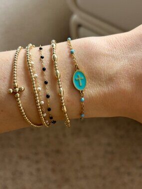 The Triana Dainty gold and turquoise beaded look adjustable bracelet delicate je